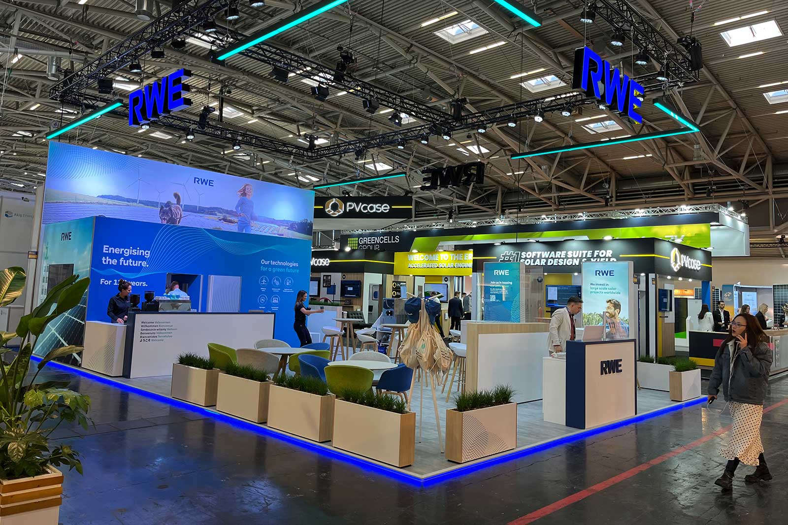 An RWE exhibition stand from the side.